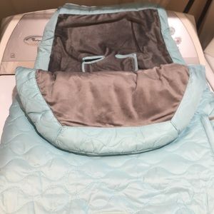 JJ Cole Bundle me quilted with minky liner